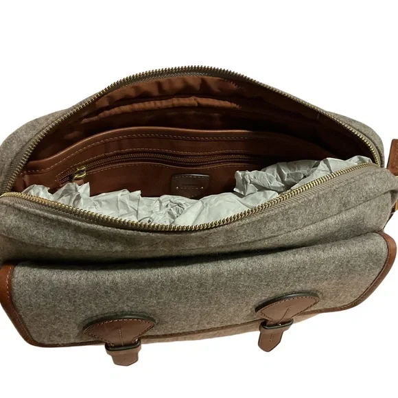 NWT_ Fossil Wool and Leather Messenger Bag - Brown and Brown!